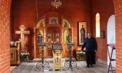 Внутри Покровского храма Внутри Покровского храма
